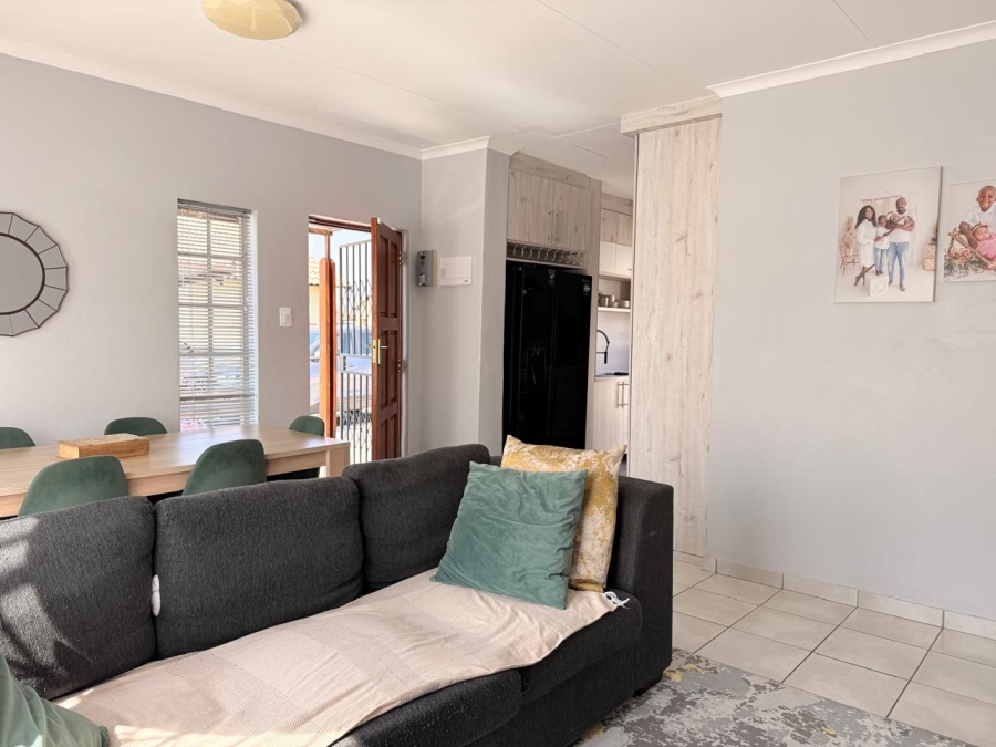 3 Bedroom Property for Sale in Waterkloof East North West
